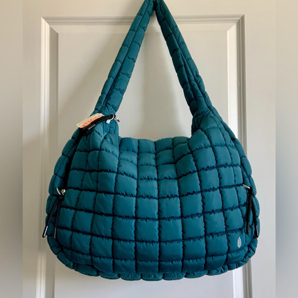 Free People Movement ~ Quilted Carryall Bag/Purse * NWT * - Picture 9 of 12